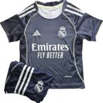 Jersey (Playera) Uniforme de Niño Real Madrid Visita 25/26.