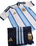 Jersey (Playera) Uniforme de Niño Argentina Local 2026. - Imagen 2