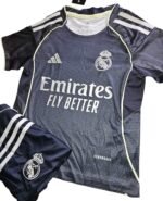 Jersey (Playera) Uniforme de Niño Real Madrid Visita 25/26. - Imagen 2