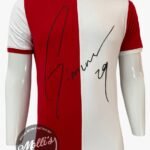 Playera de Santi Giménez
