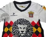 Jersey (Playera) Uniforme de Niño Leones Negros (U de G) Visita 23/24. - Imagen 2