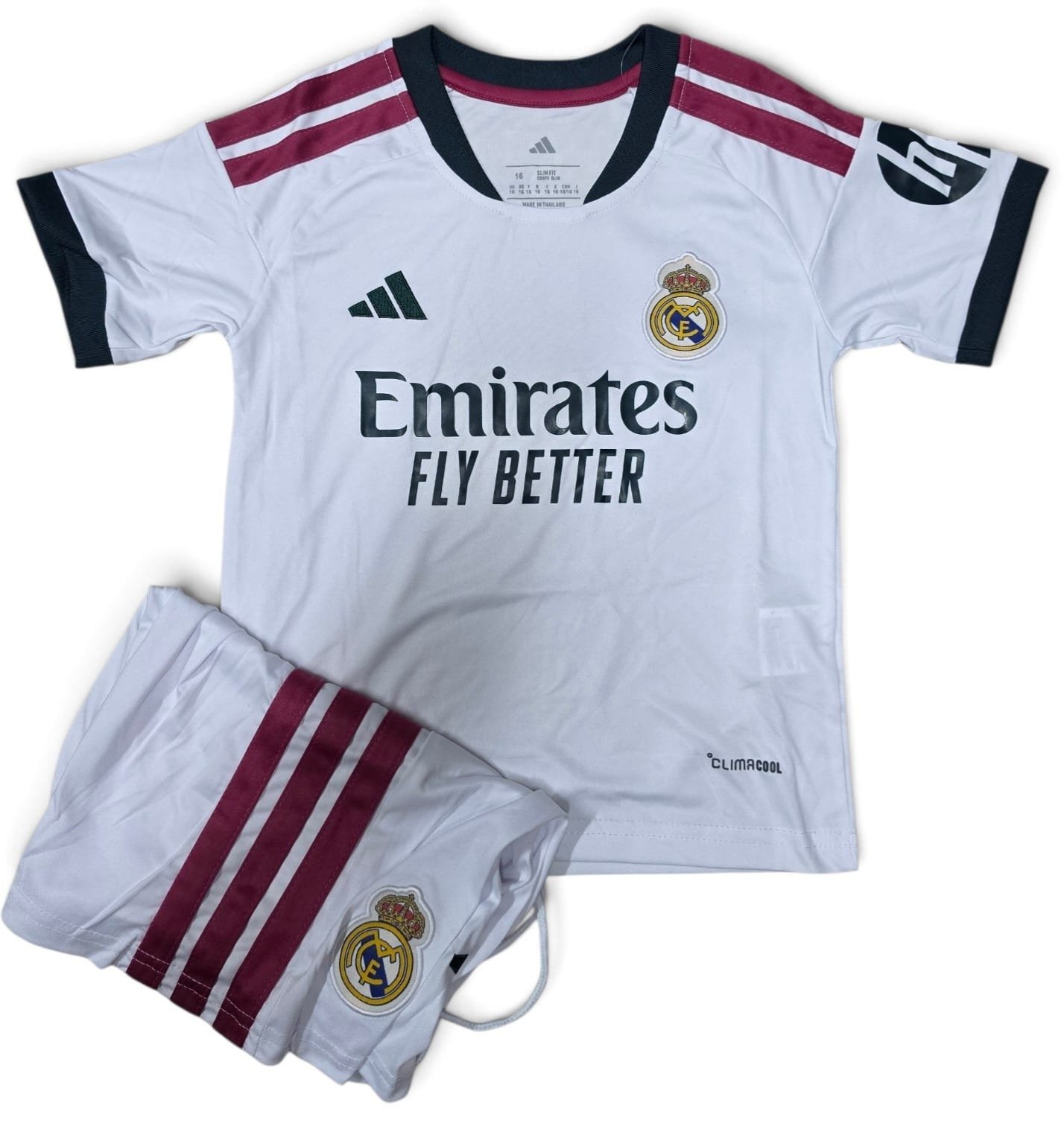 WhatsApp Image 2026-07-30 at 4.35.55 PM Jersey (Playera) Uniforme de NiƱo Real Madrid Local 26/27 - Imagen 1